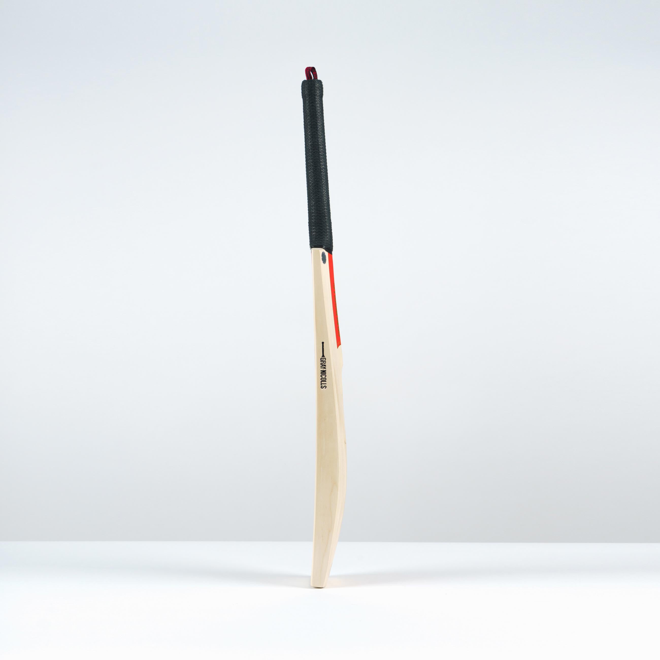 Scoop 50 Classic Edition Cricket Bat - Junior