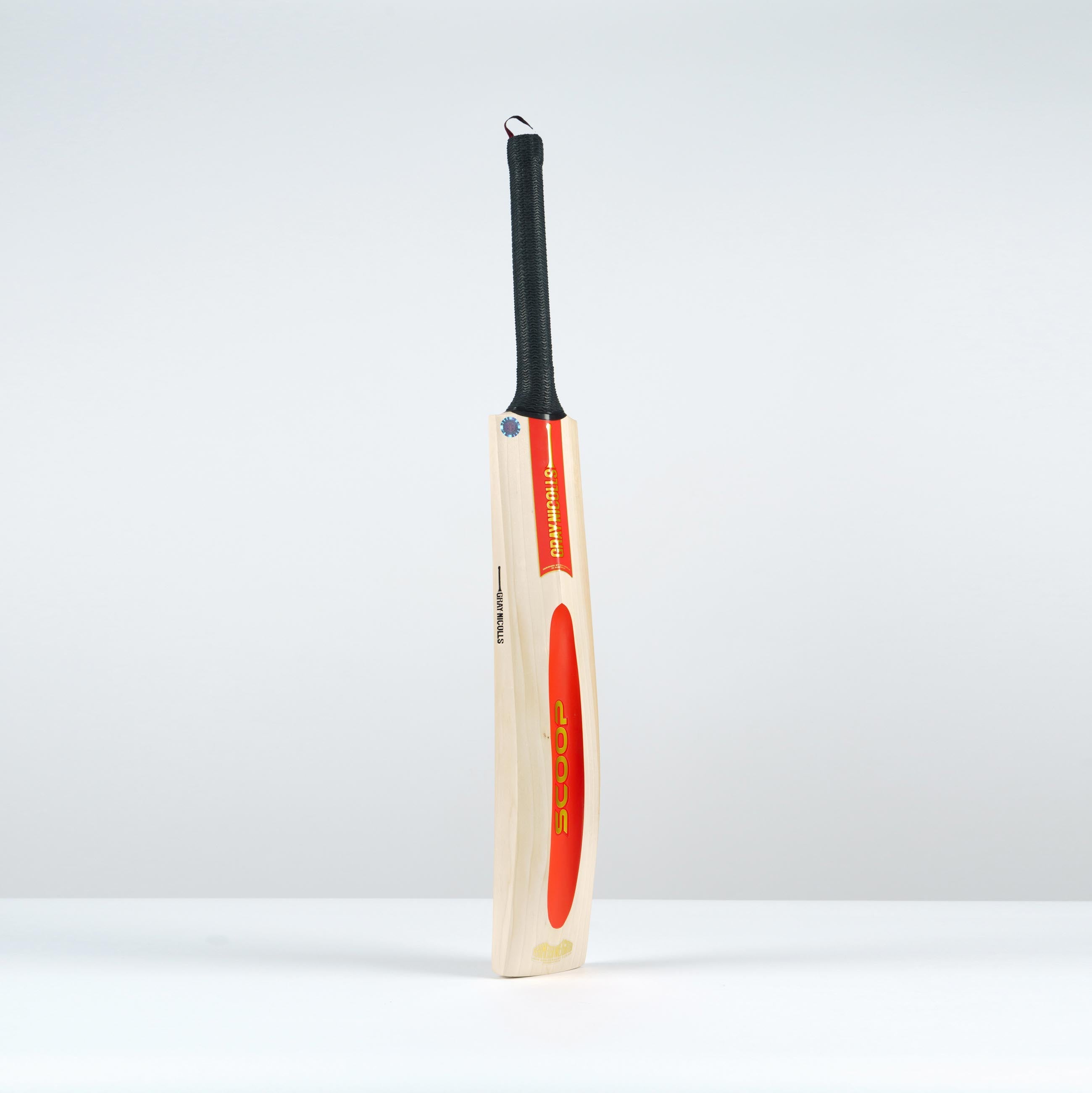 Scoop 50 Classic Edition Cricket Bat - Junior