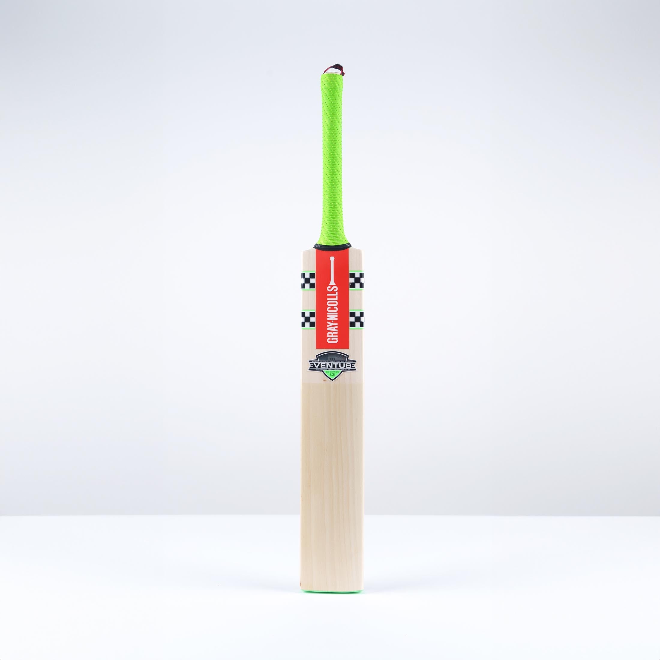 Ventus 1.3 300 Cricket Bat - Junior