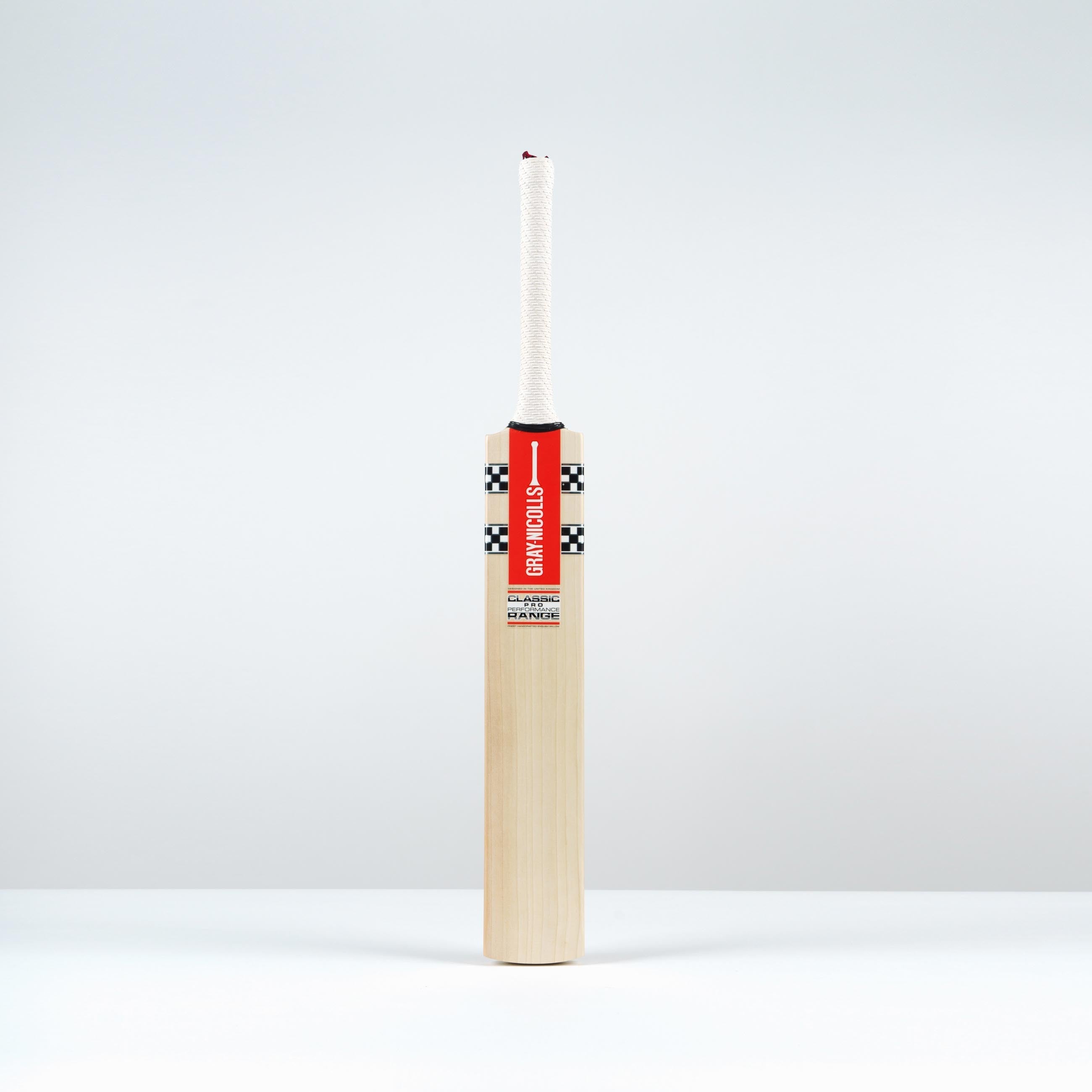 CACA25English Willow Bats Classic Pro Performance Bat Front